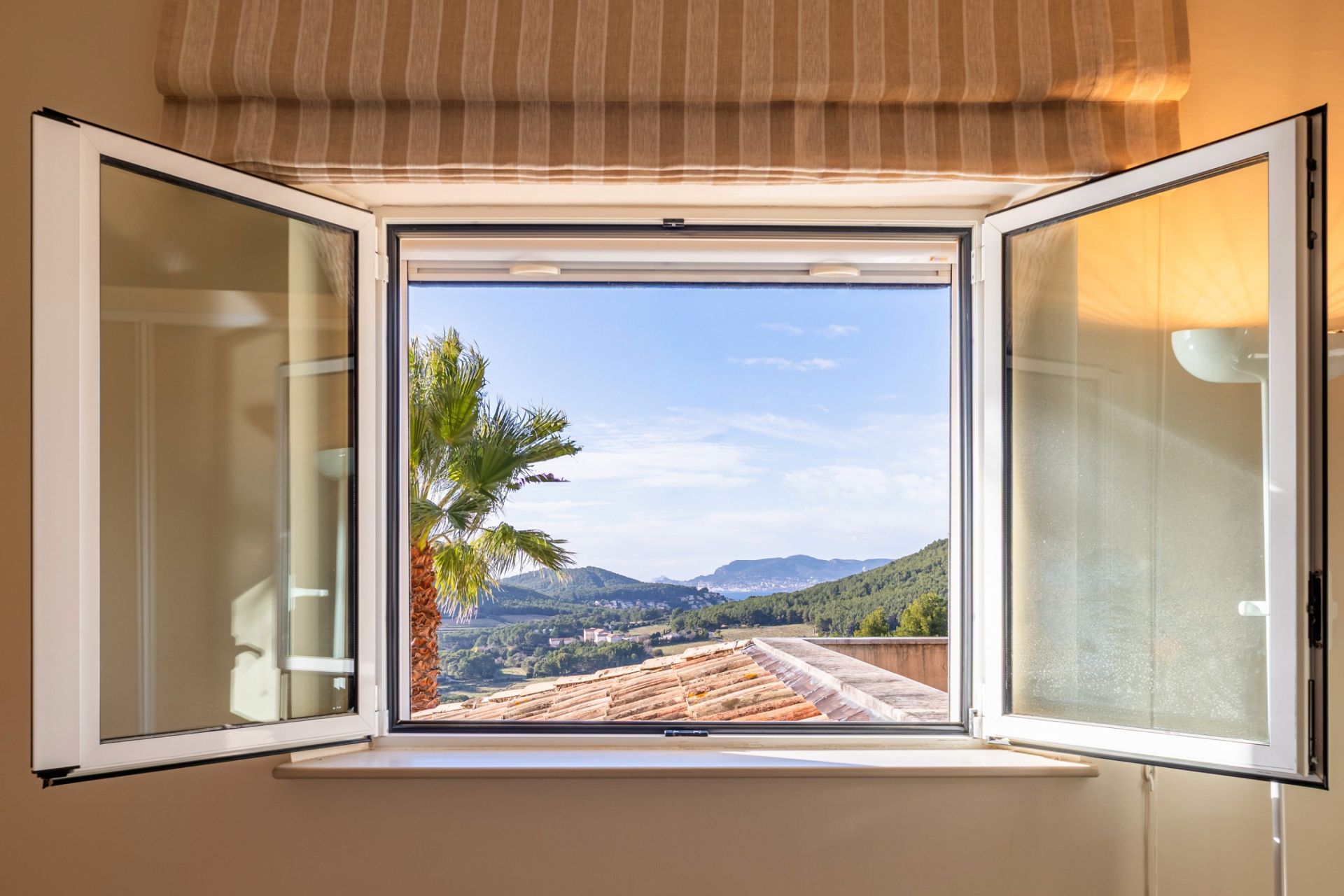 maison de luxe 8 Pièces en vente sur ST CYR SUR MER (83270)