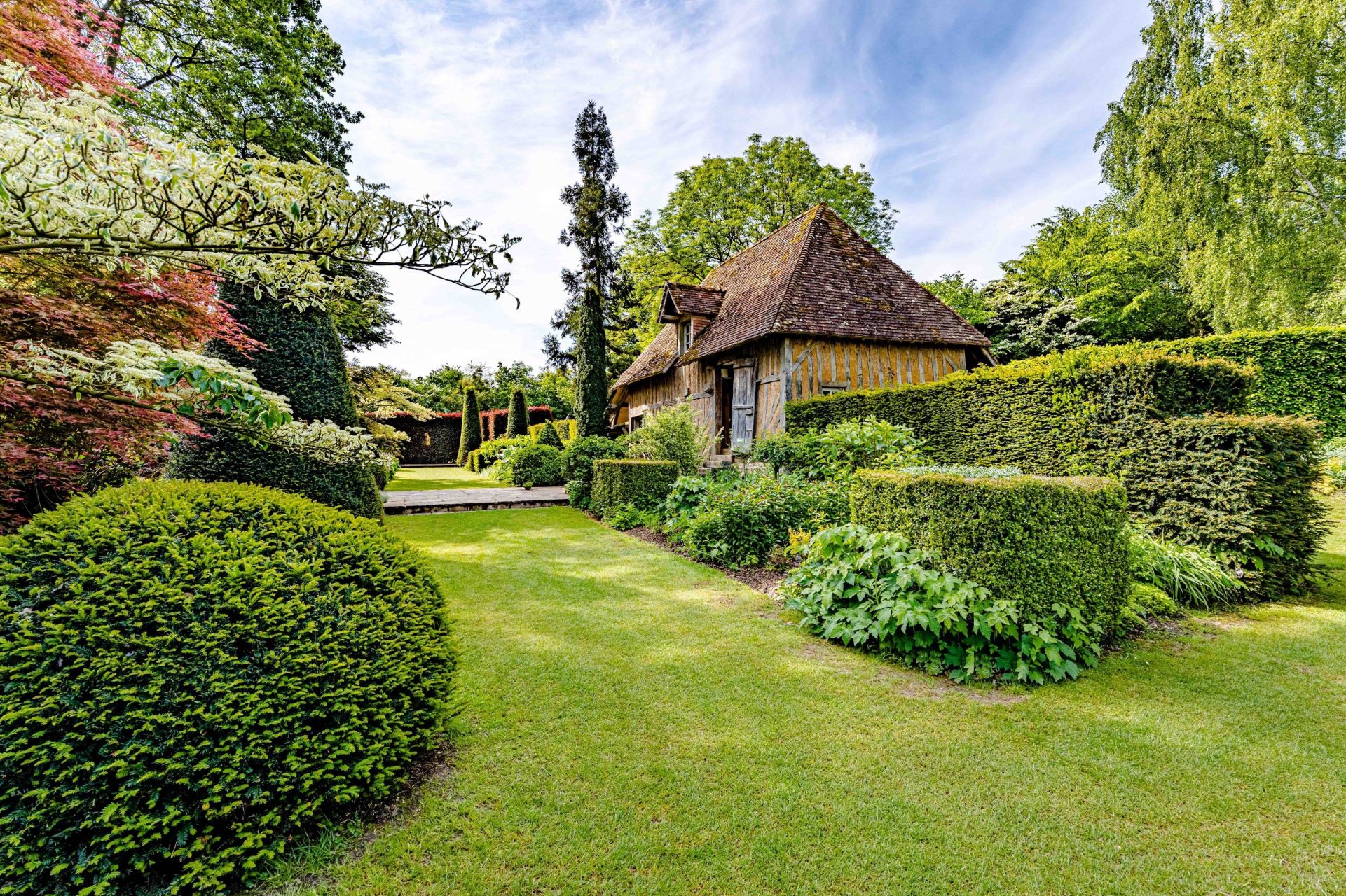 maison de luxe 40 Pièces en vente sur PONT L EVEQUE (14130)