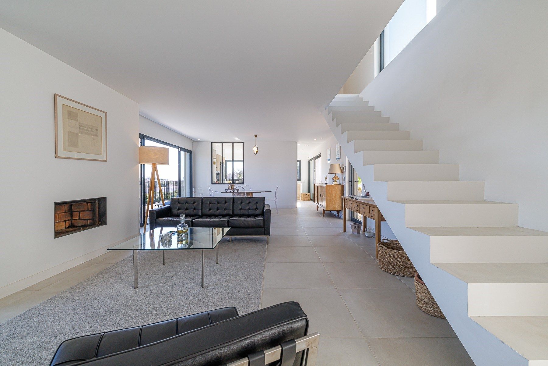 contemporary house 6 Rooms for sale on VENCE (06140)