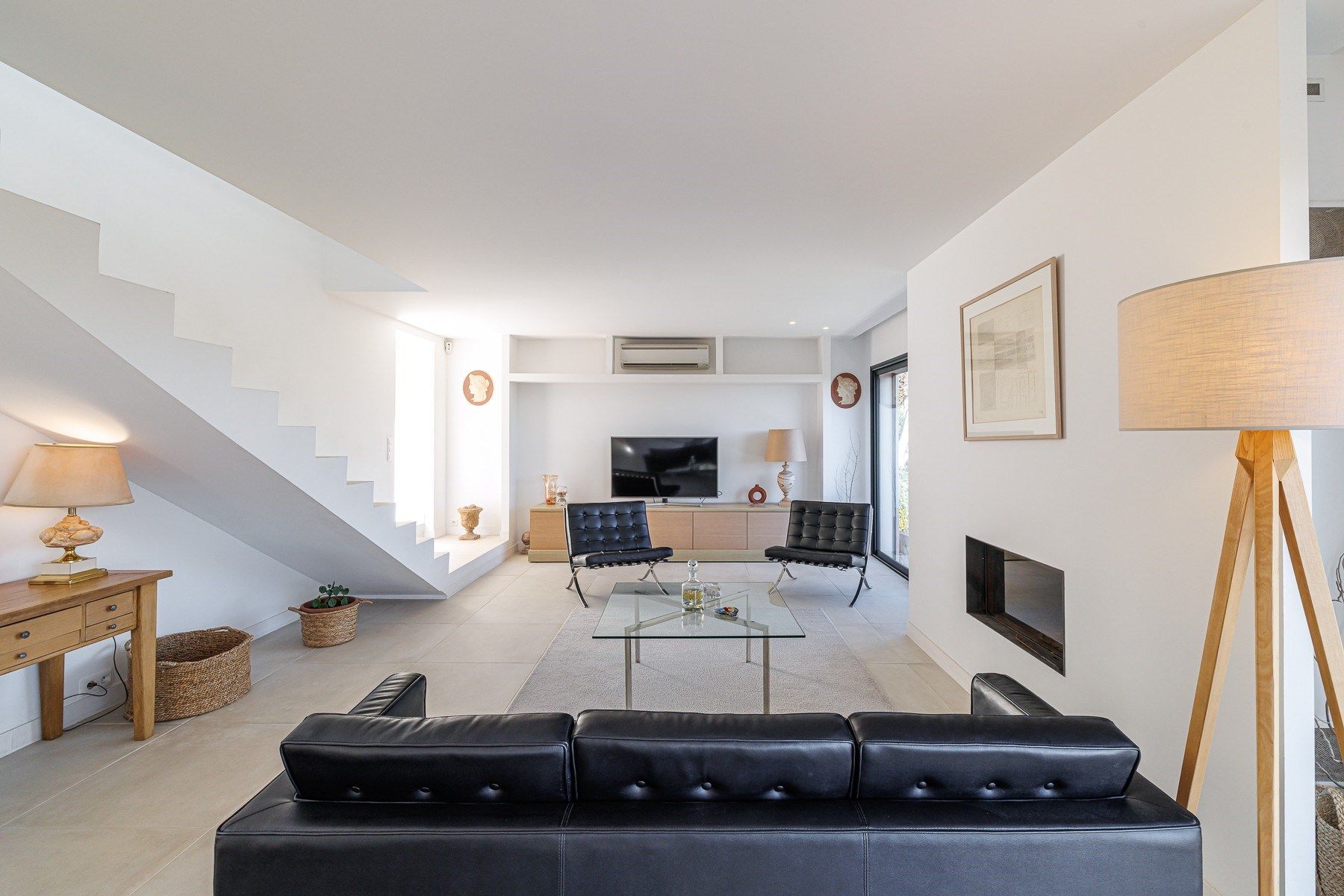 contemporary house 6 Rooms for sale on VENCE (06140)