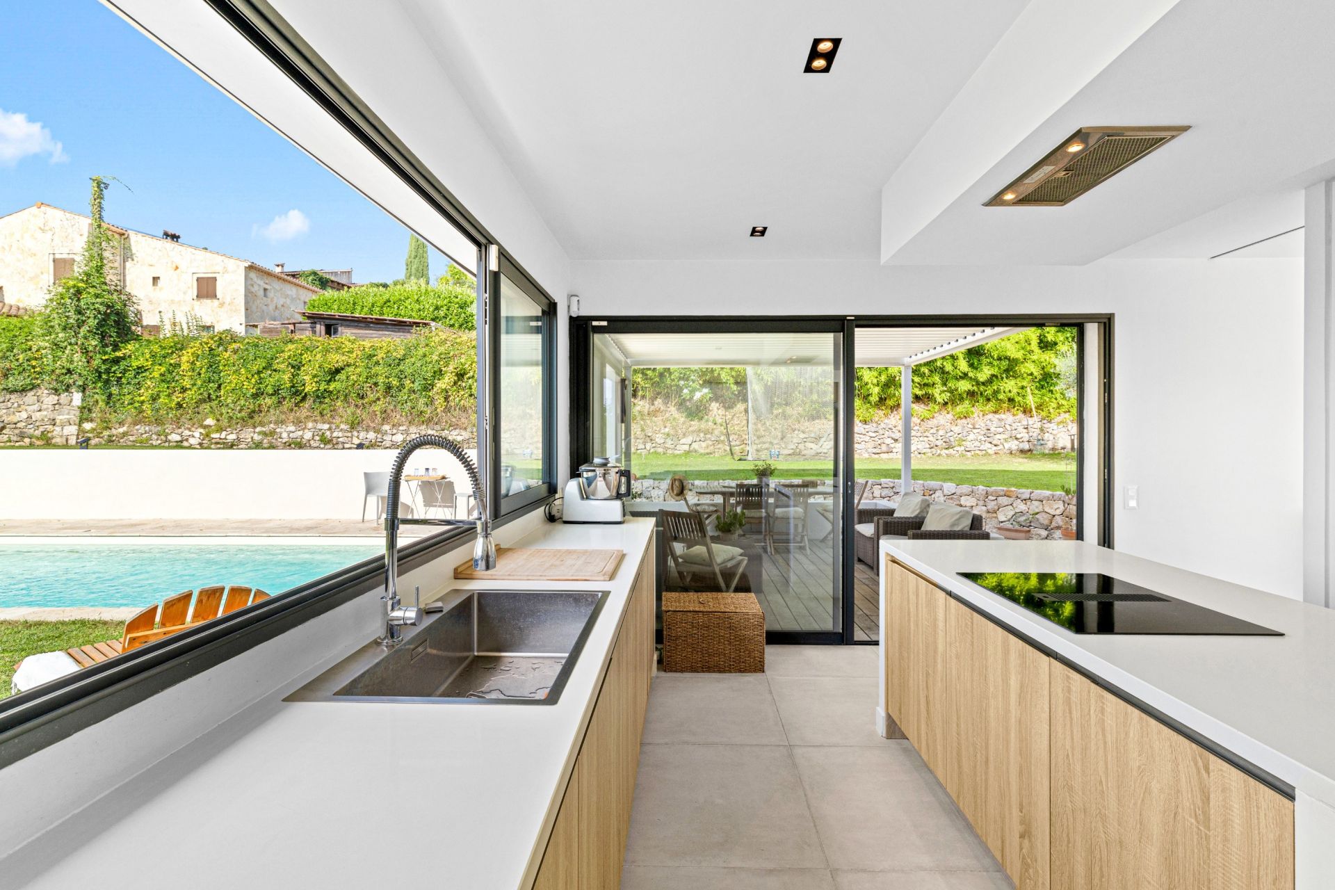 maison contemporaine 6 Pièces en vente sur VENCE (06140)