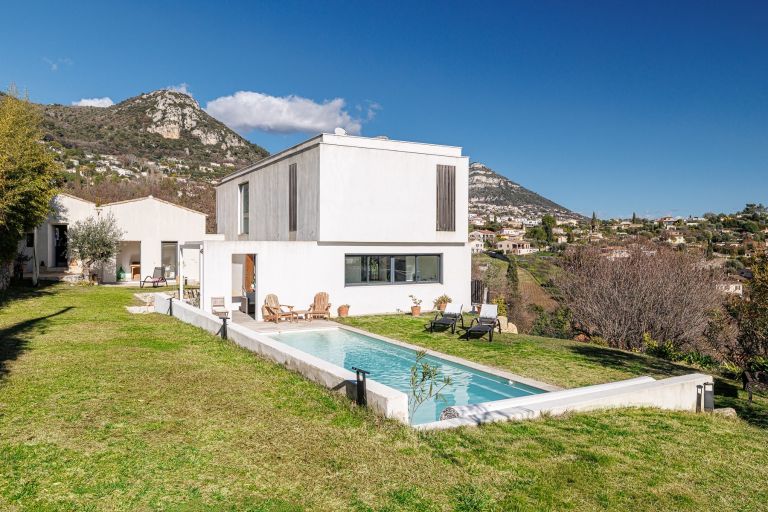 maison contemporaine 6 Pièces en vente sur VENCE (06140)