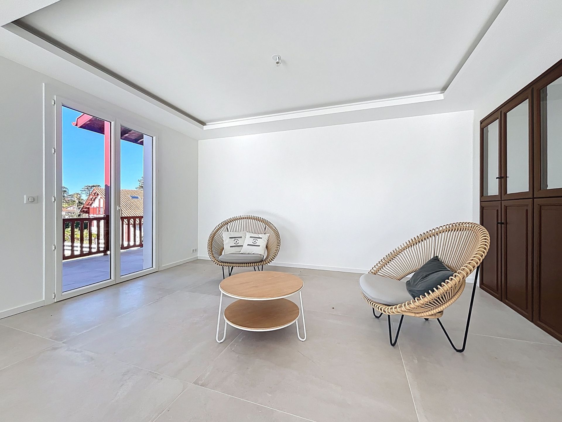 luxury house 7 Rooms for sale on BIDART (64210)