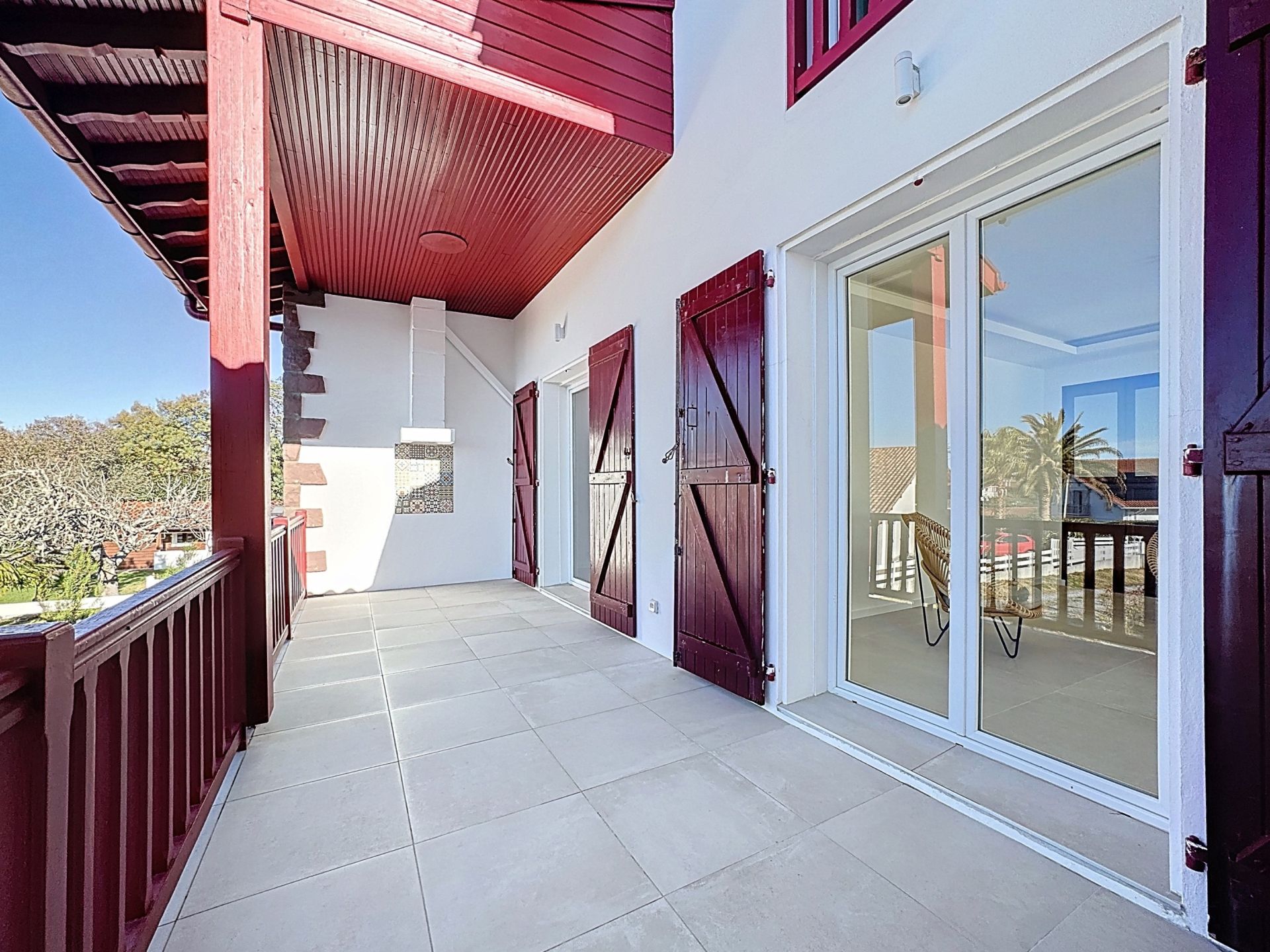 luxury house 7 Rooms for sale on BIDART (64210)