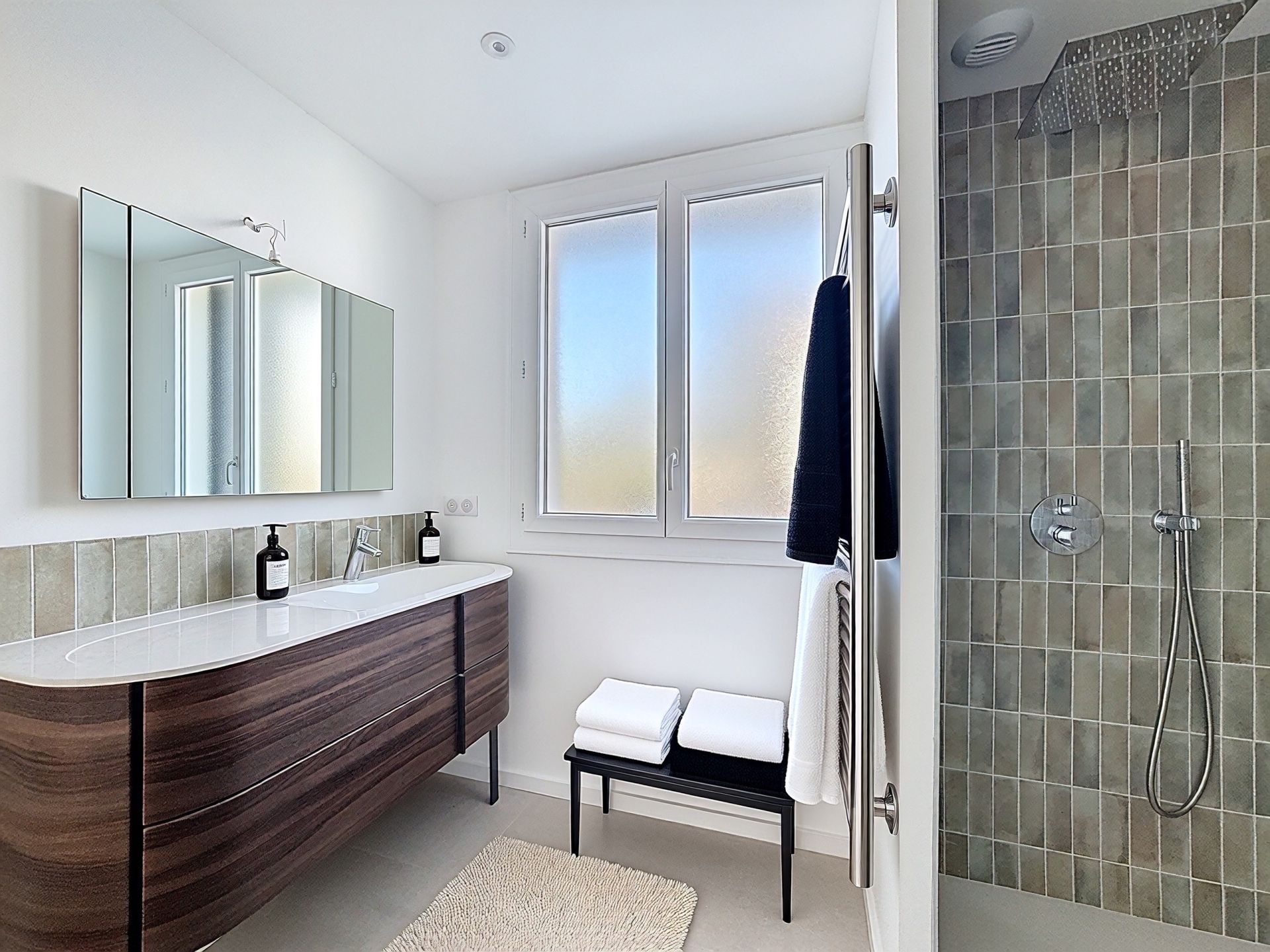 luxury house 7 Rooms for sale on BIDART (64210)