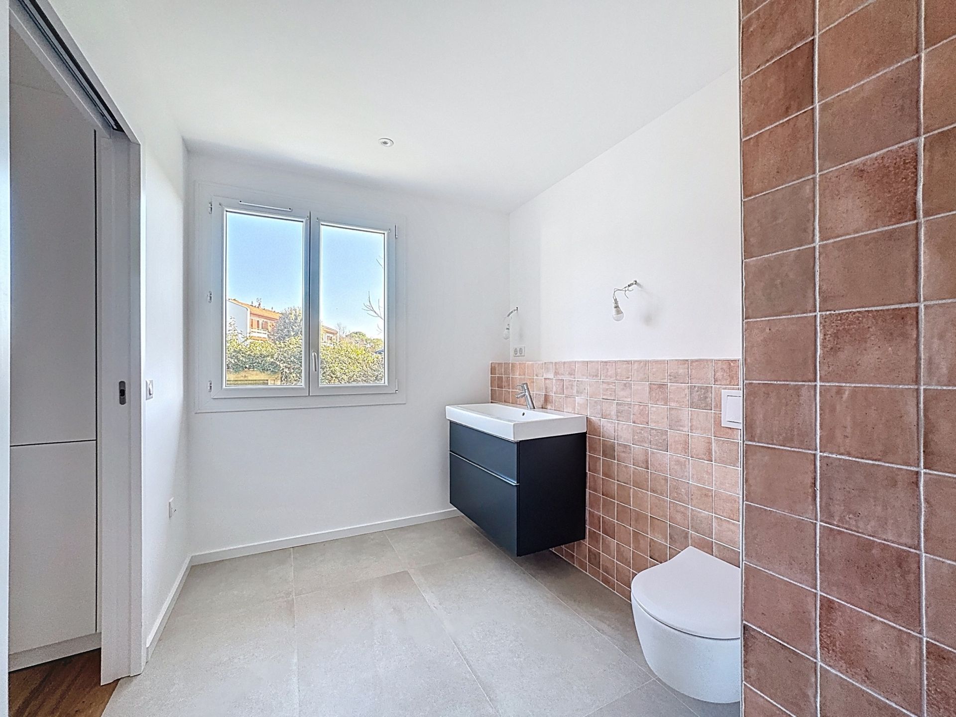 luxury house 7 Rooms for sale on BIDART (64210)