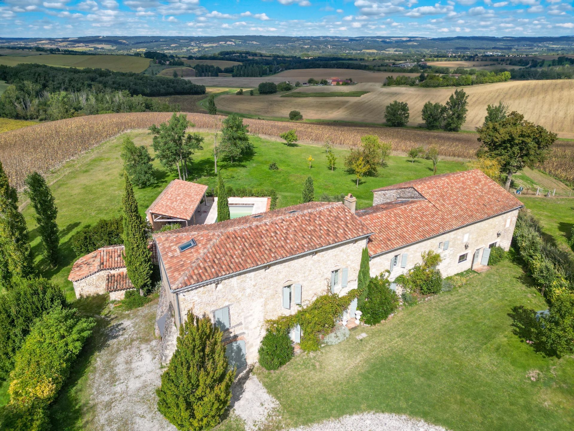 maison de luxe 9 Pièces en vente sur LAVAUR (81500)