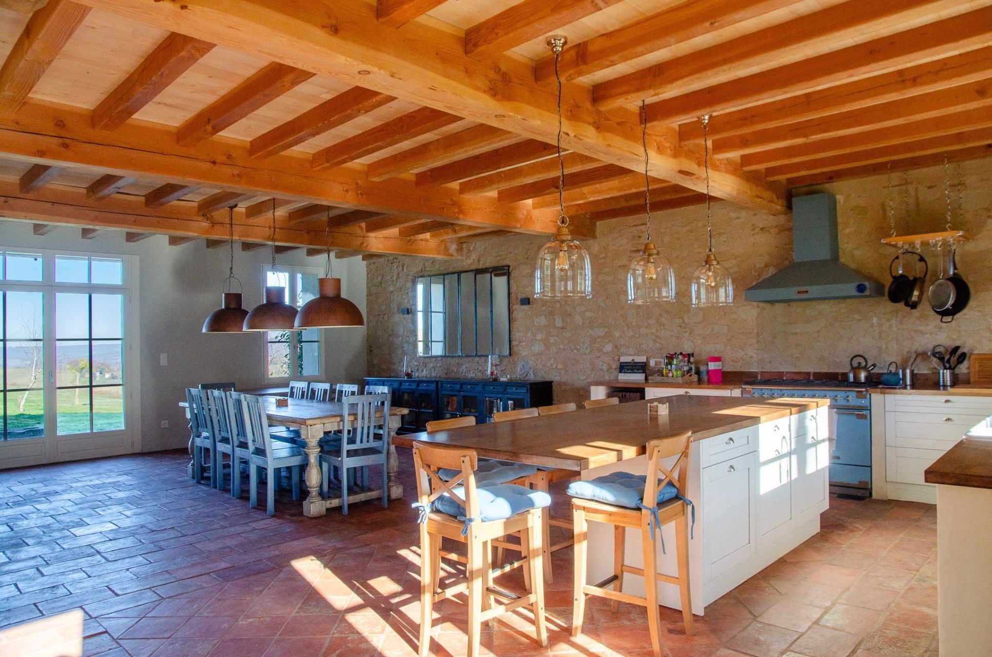 luxury house 9 Rooms for sale on LAVAUR (81500)