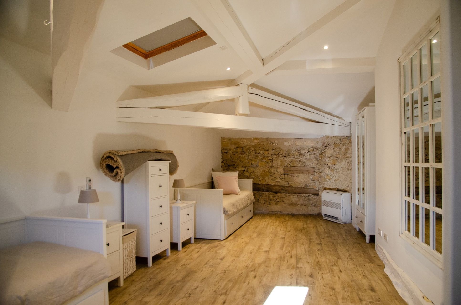 luxury house 9 Rooms for sale on LAVAUR (81500)