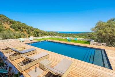 Vacances Villa de luxe Ste Lucie De Porto Vecchio 5&nbsp;Pièces 300&nbsp;m²