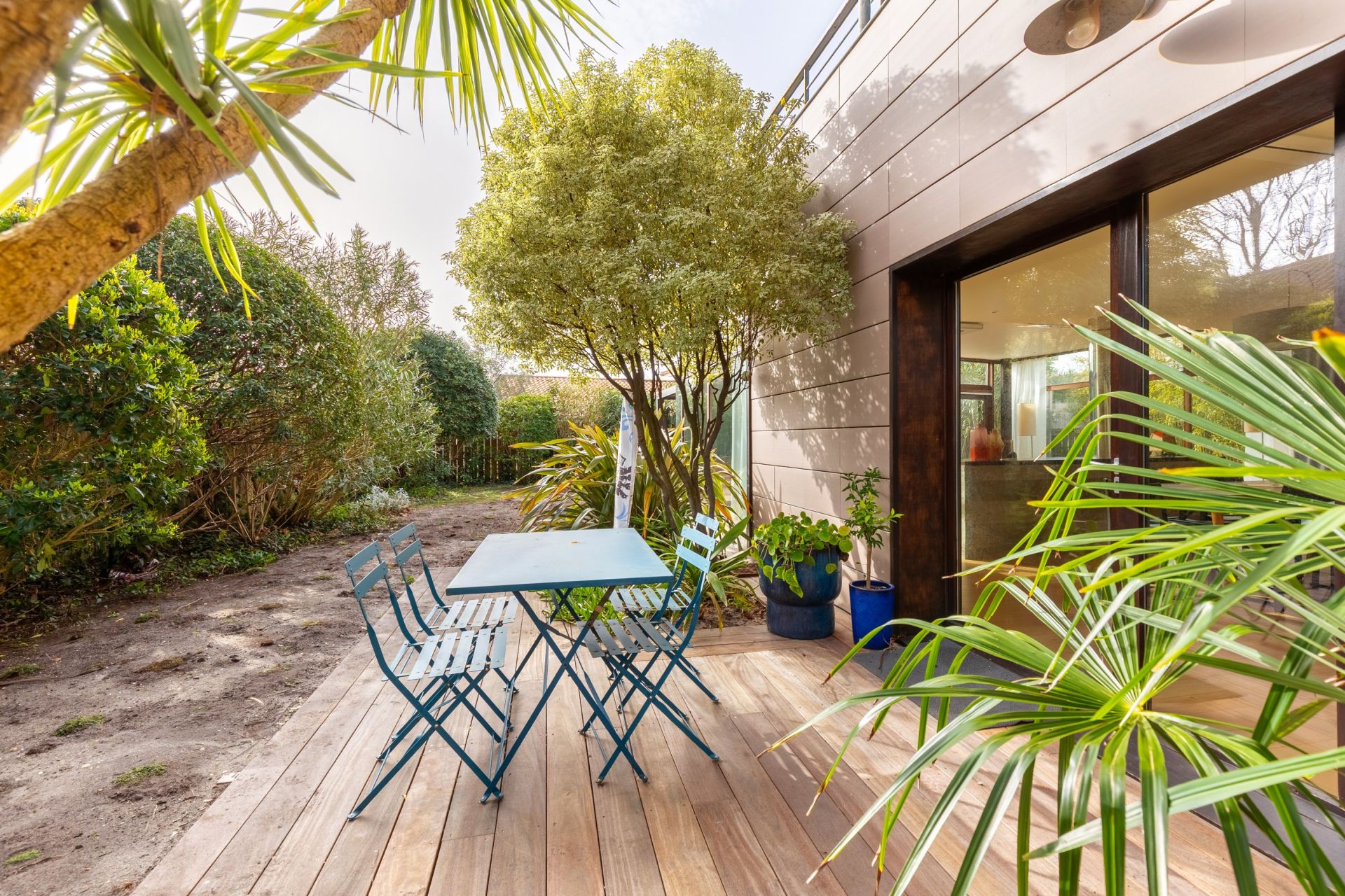 luxury house 7 Rooms for sale on CAP FERRET (33970)