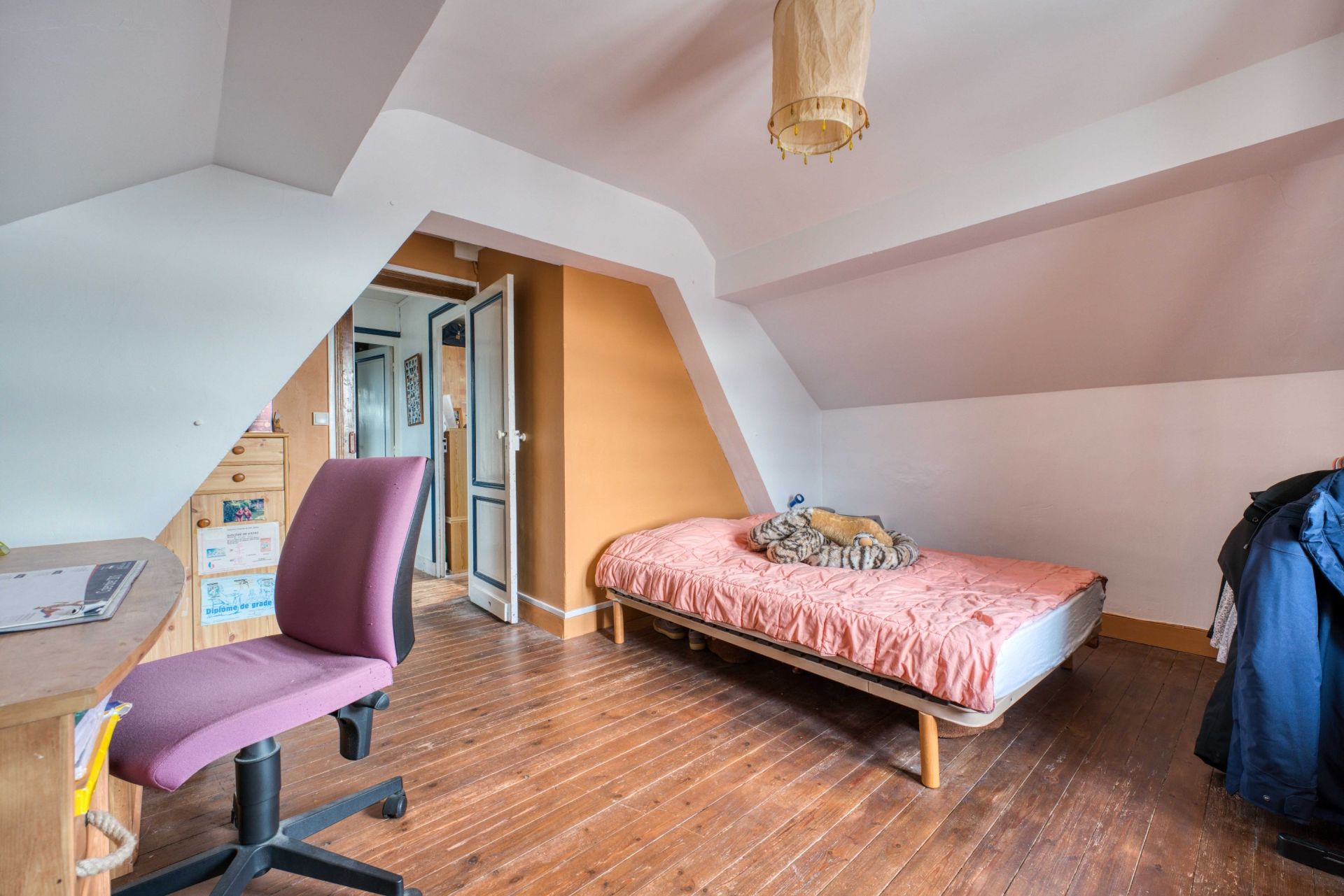 luxury house 9 Rooms for sale on ST GEORGES DE DIDONNE (17110)