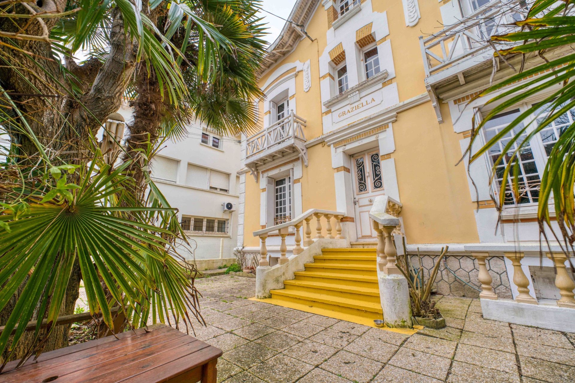 maison de luxe 9 Pièces en vente sur ST GEORGES DE DIDONNE (17110)