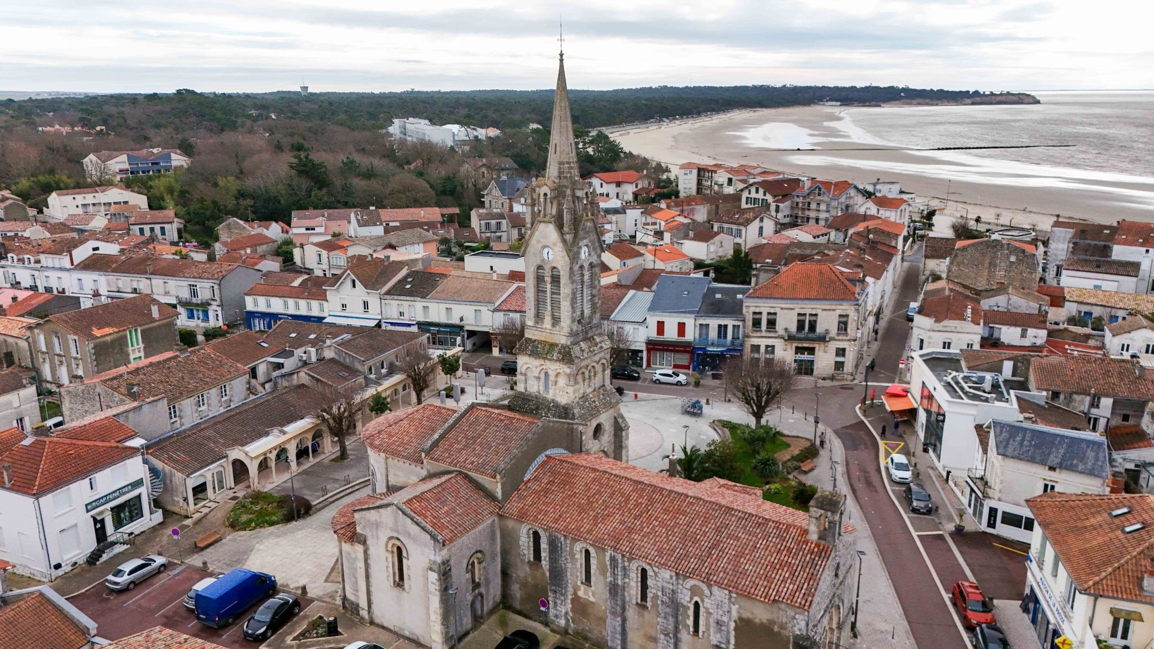 maison de luxe 9 Pièces en vente sur ST GEORGES DE DIDONNE (17110)