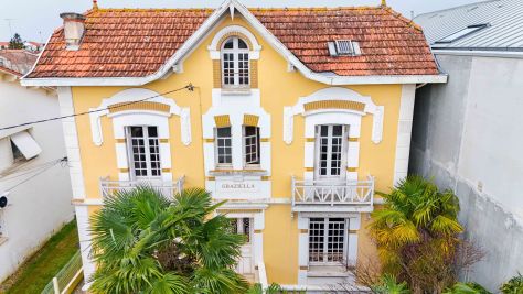 Vente Maison de luxe Saint-Georges-de-Didonne 9&nbsp;Pièces 158&nbsp;m²