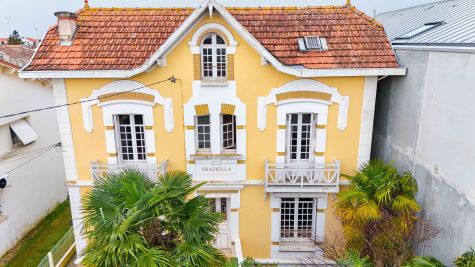 Vente Maison de luxe Saint-Georges-de-Didonne 9&nbsp;Pièces 158&nbsp;m²