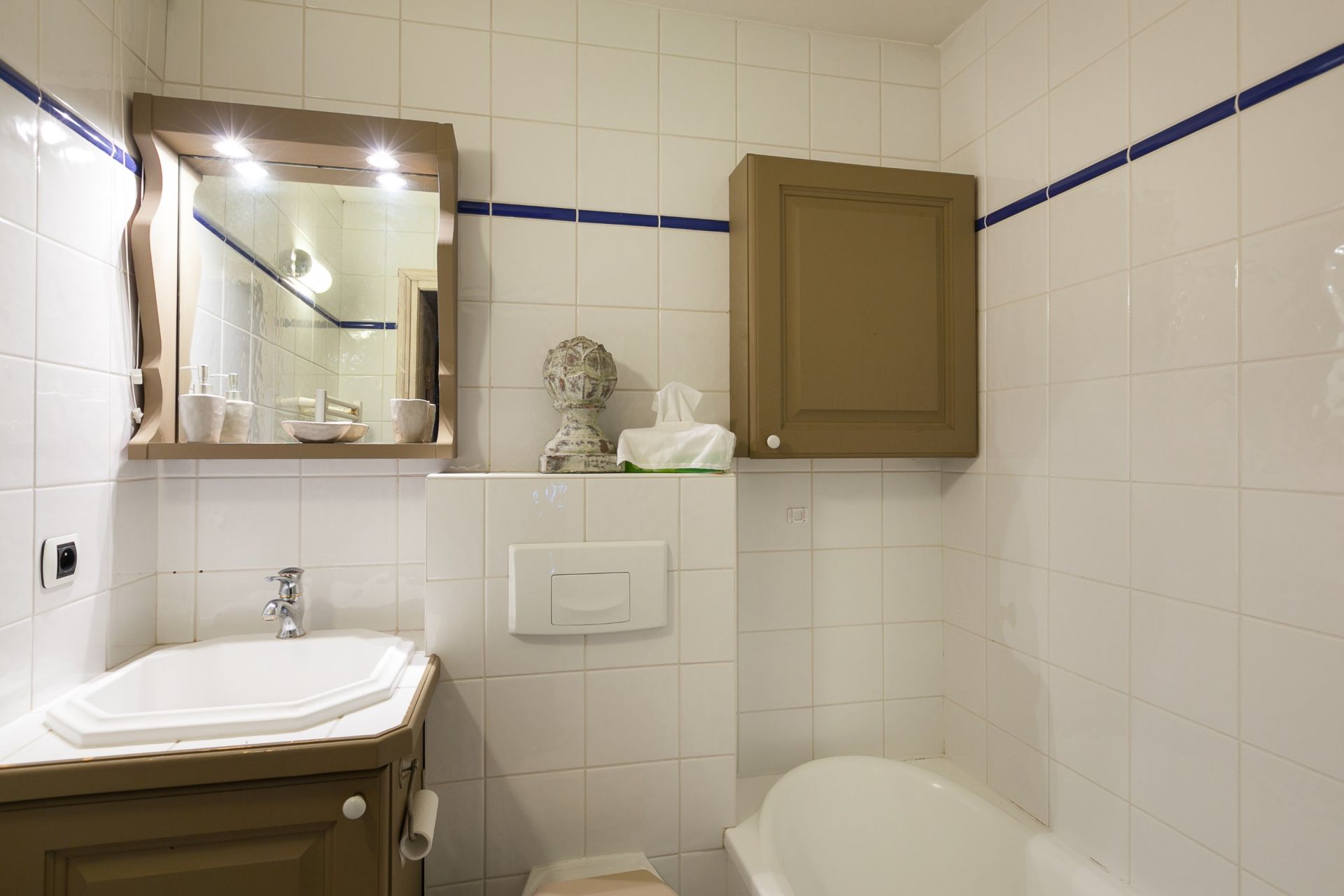 luxury apartment 4 Rooms for sale on COURCHEVEL (73120)