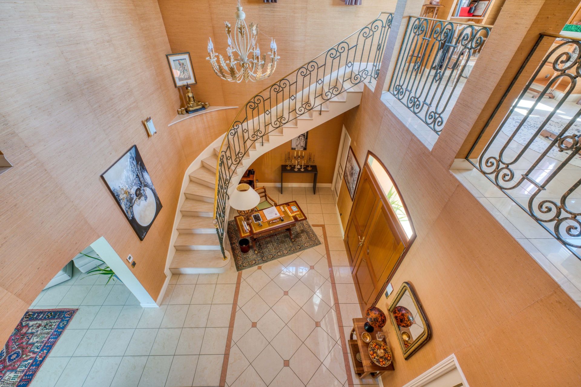 maison de luxe 8 Pièces en vente sur LAGORD (17140)