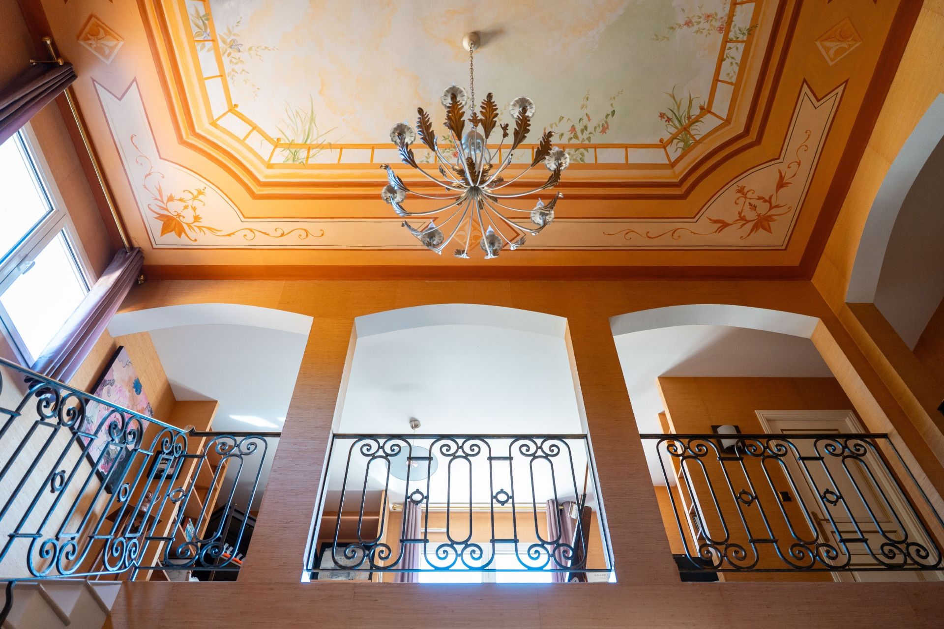 luxury house 8 Rooms for sale on LAGORD (17140)