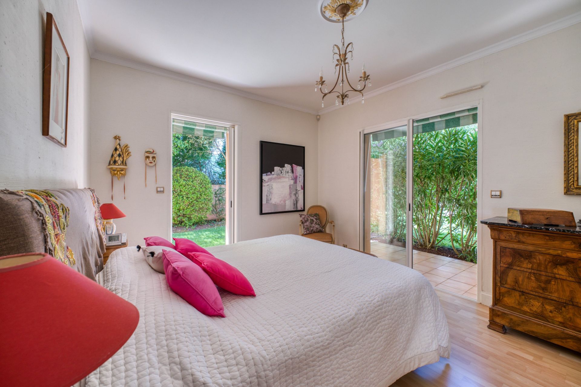 maison de luxe 8 Pièces en vente sur LAGORD (17140)