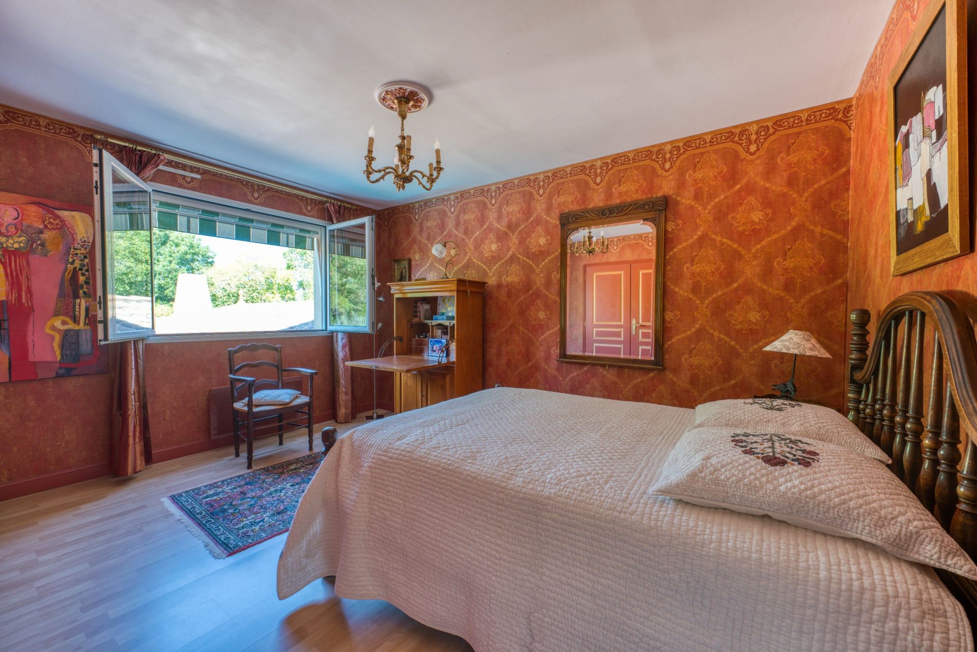 maison de luxe 8 Pièces en vente sur LAGORD (17140)