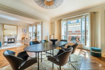 Vente Appartement de luxe Paris 3 5&nbsp;Pièces 150.39&nbsp;m²
