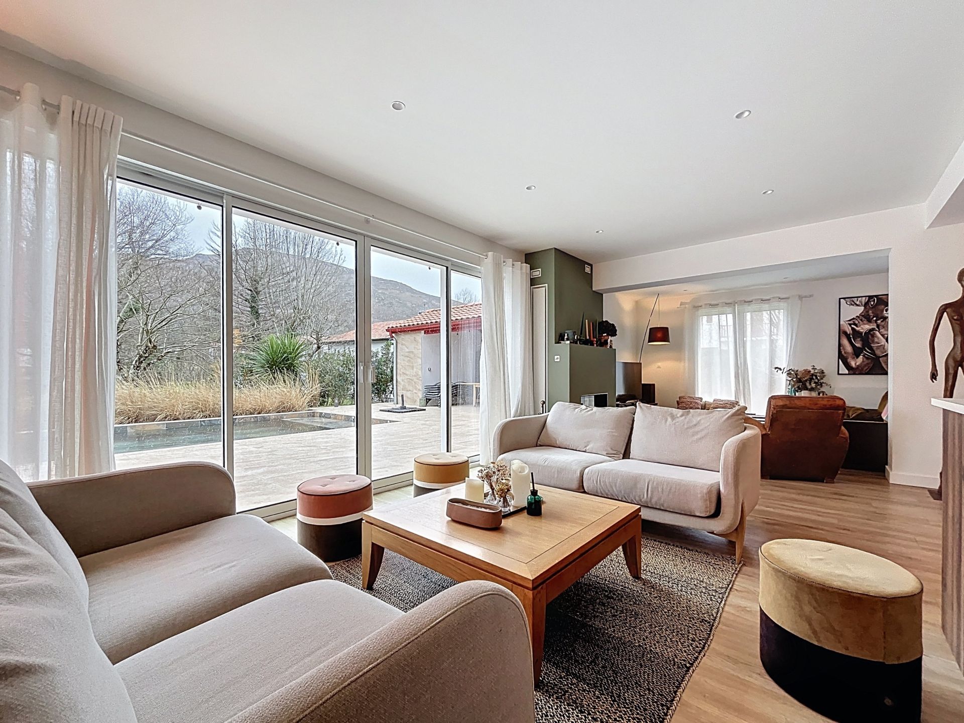 maison de luxe 7 Pièces en vente sur ASCAIN (64310)