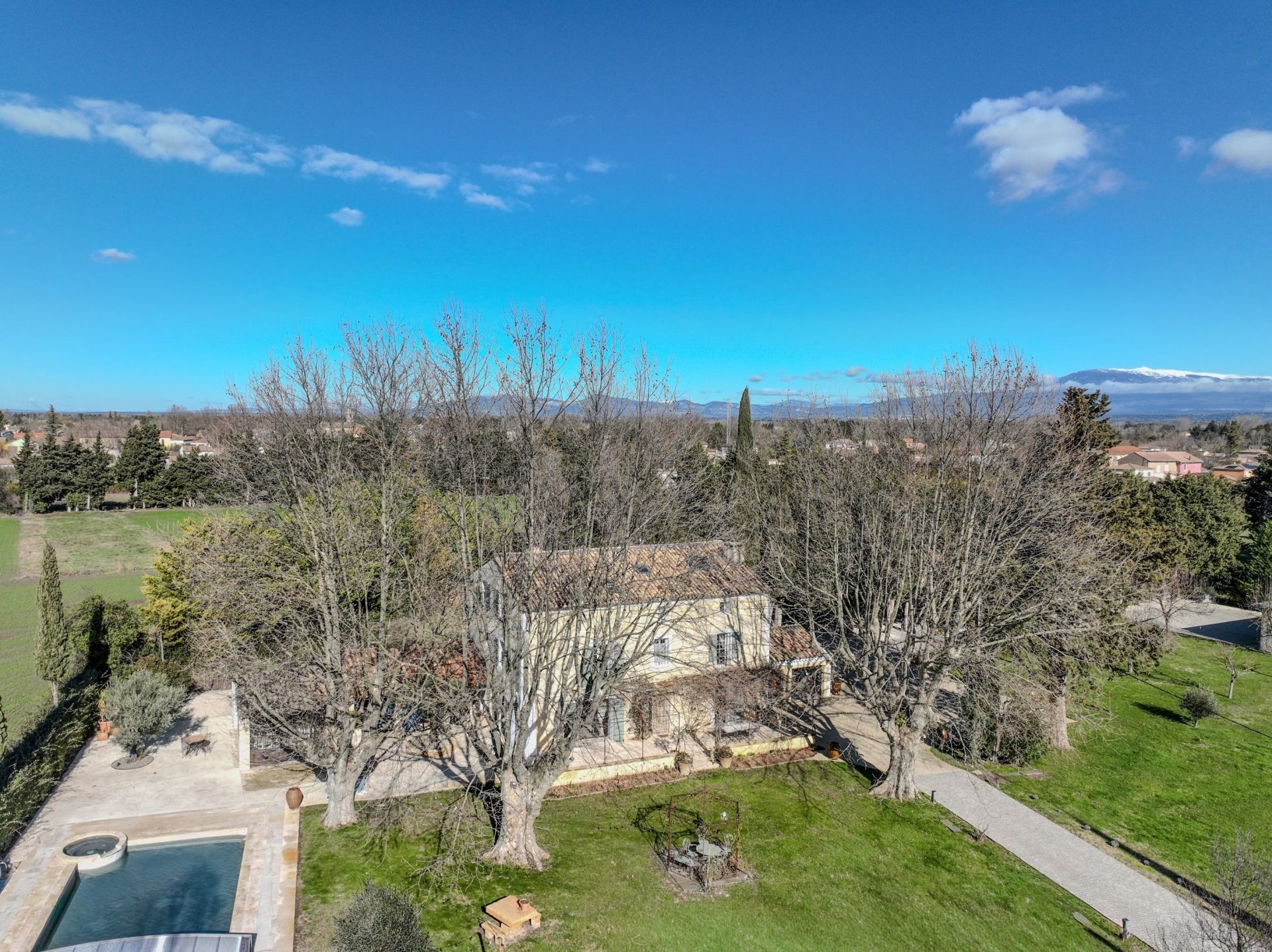 maison de luxe 9 Pièces en vente sur PERNES LES FONTAINES (84210)