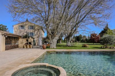 Vente Maison de luxe Pernes-les-Fontaines 9&nbsp;Pièces 300&nbsp;m²