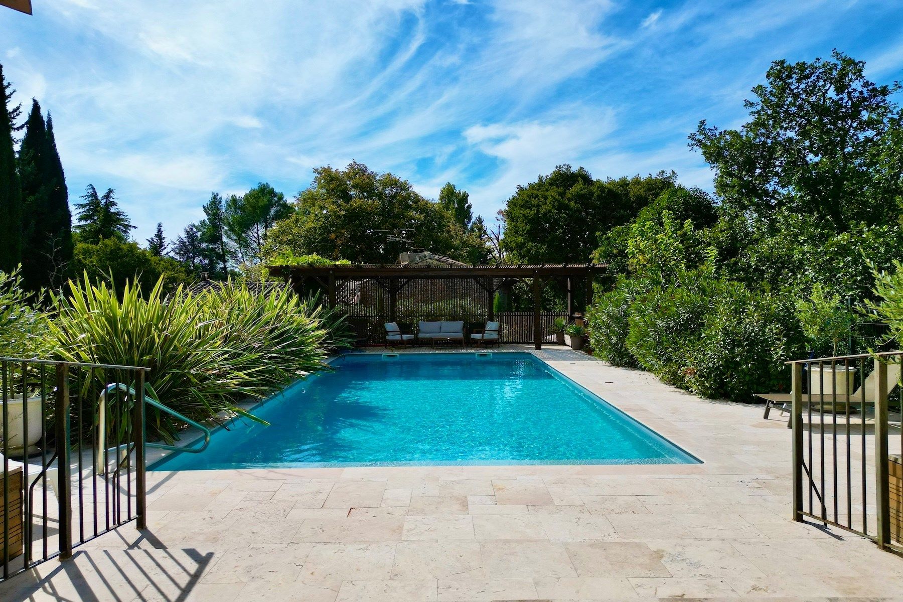 maison de luxe 6 Pièces en vente sur UZES (30700)
