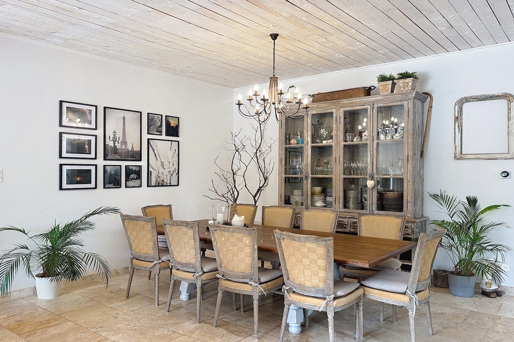 luxury house 6 Rooms for sale on UZES (30700)