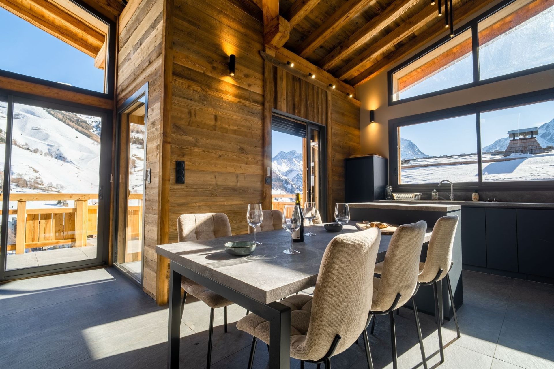 chalet de luxe 6 Pièces en location saisonnière sur LES DEUX ALPES (38860)