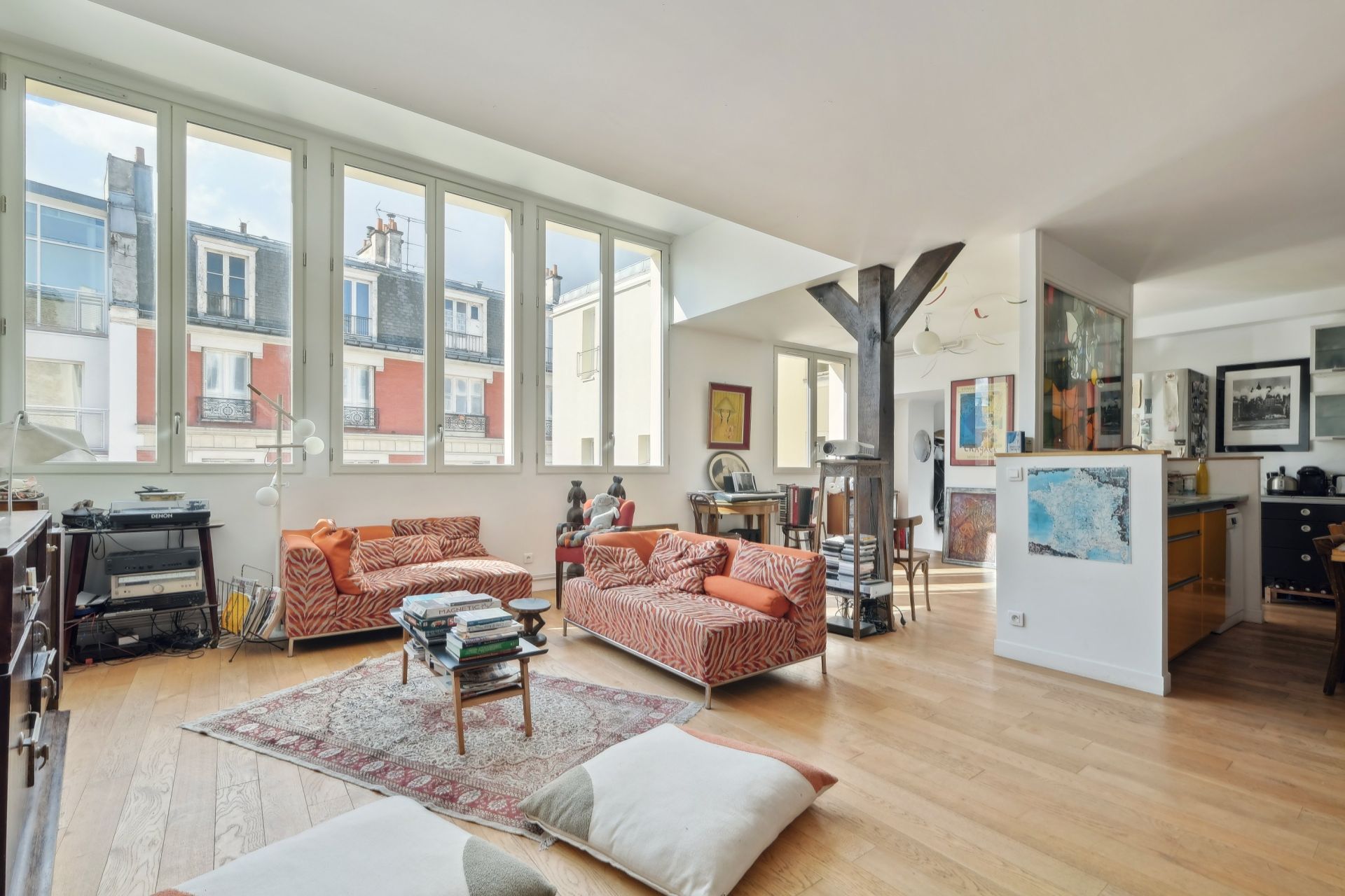 triplex de luxe 5 Pièces en vente sur PARIS (75011)
