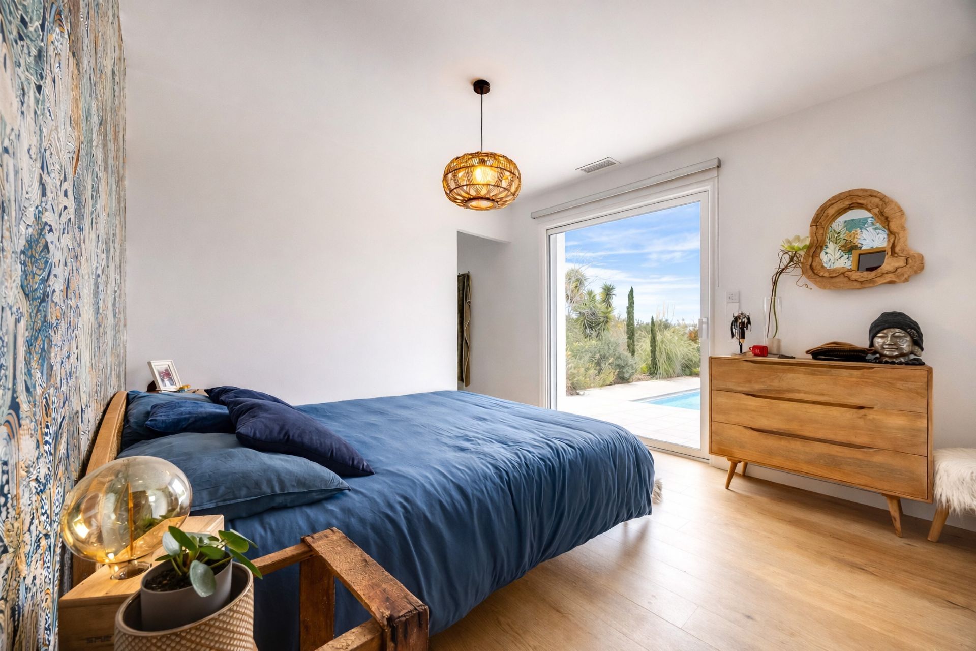 luxury house 5 Rooms for sale on PERPIGNAN (66000)