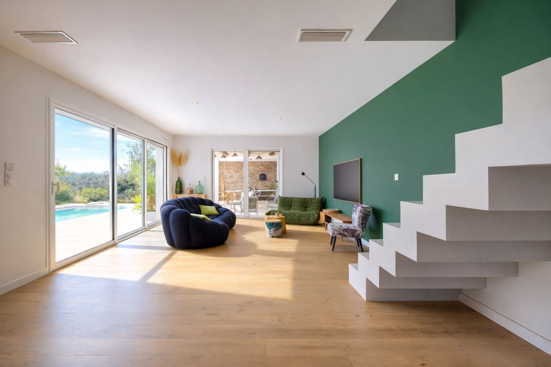 luxury house 5 Rooms for sale on PERPIGNAN (66000)