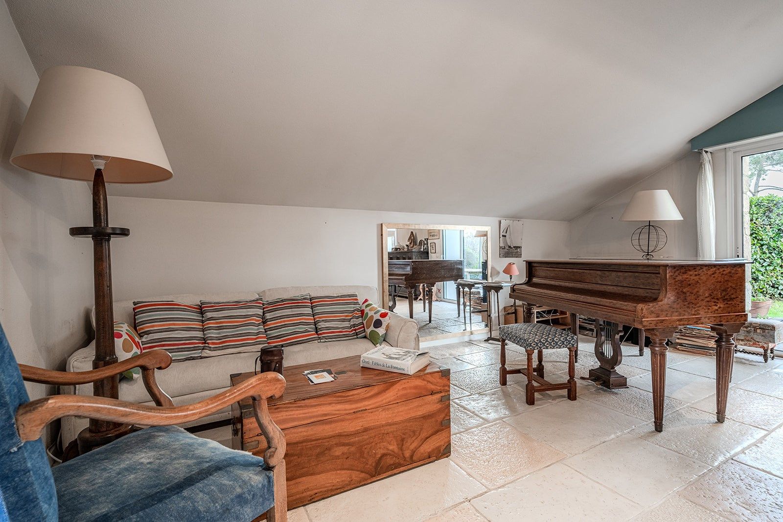 luxury house 4 Rooms for sale on LA TRINITE SUR MER (56470)