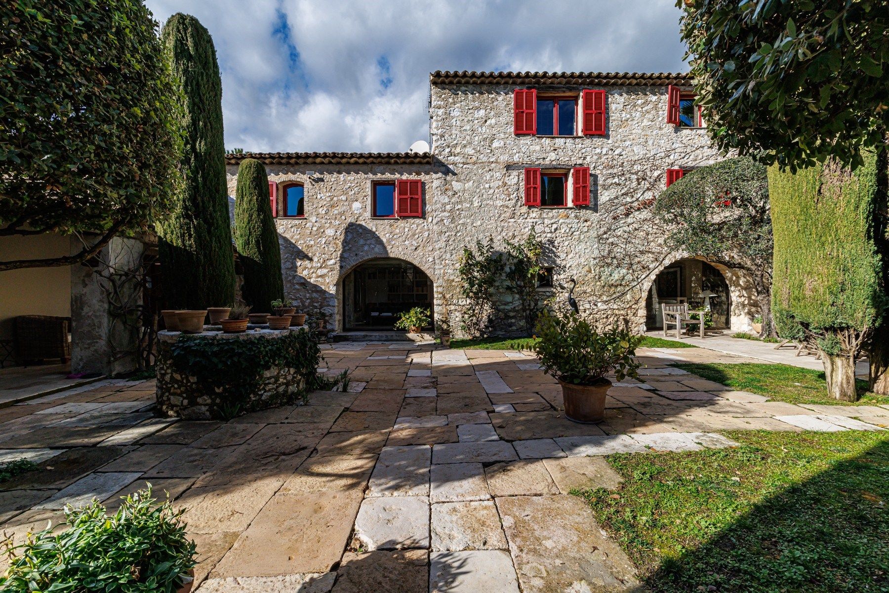 bastide 8 Pièces en vente sur LA COLLE SUR LOUP (06480)