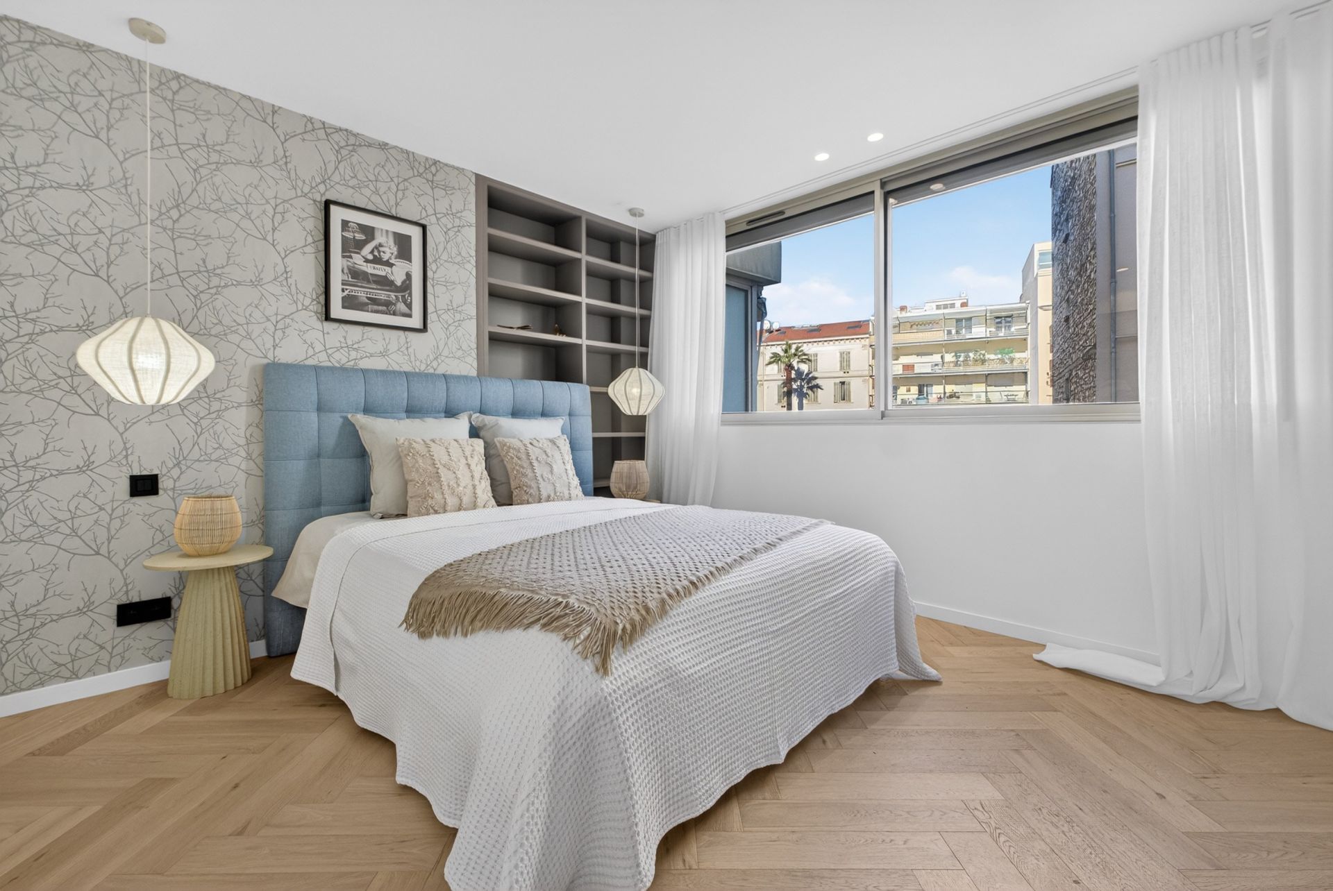 luxury apartment 3 Rooms for sale on CANNES (06400)