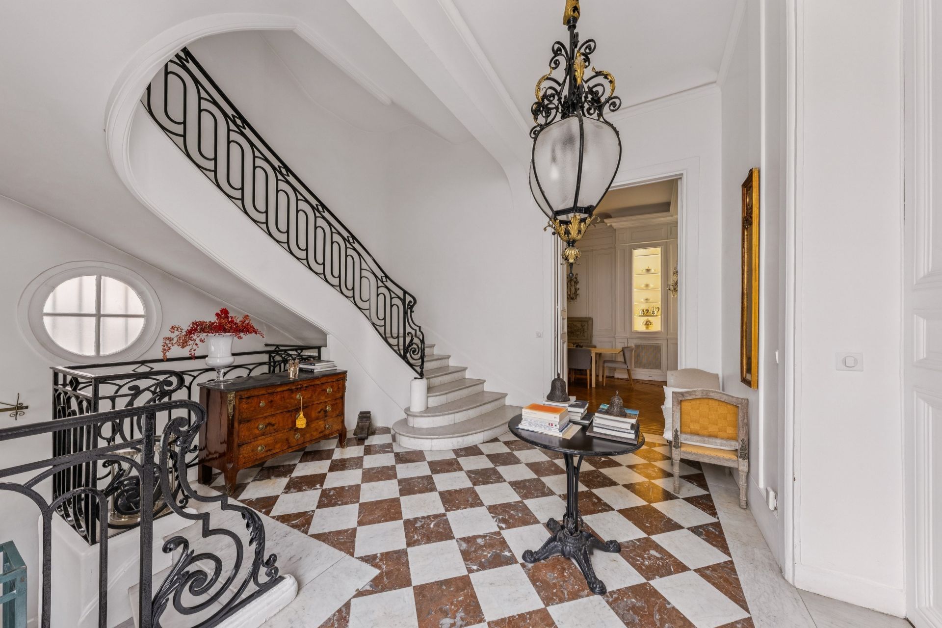 hôtel particulier 20 Pièces en vente sur PARIS (75016)