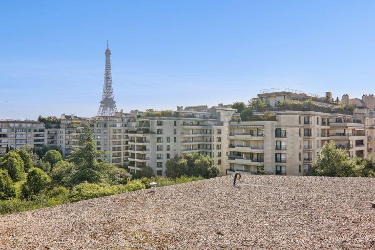 hôtel particulier 15 Pièces en vente sur PARIS (75016)