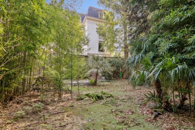 Vente Hôtel particulier Paris 16 15&nbsp;Pièces 530.95&nbsp;m²