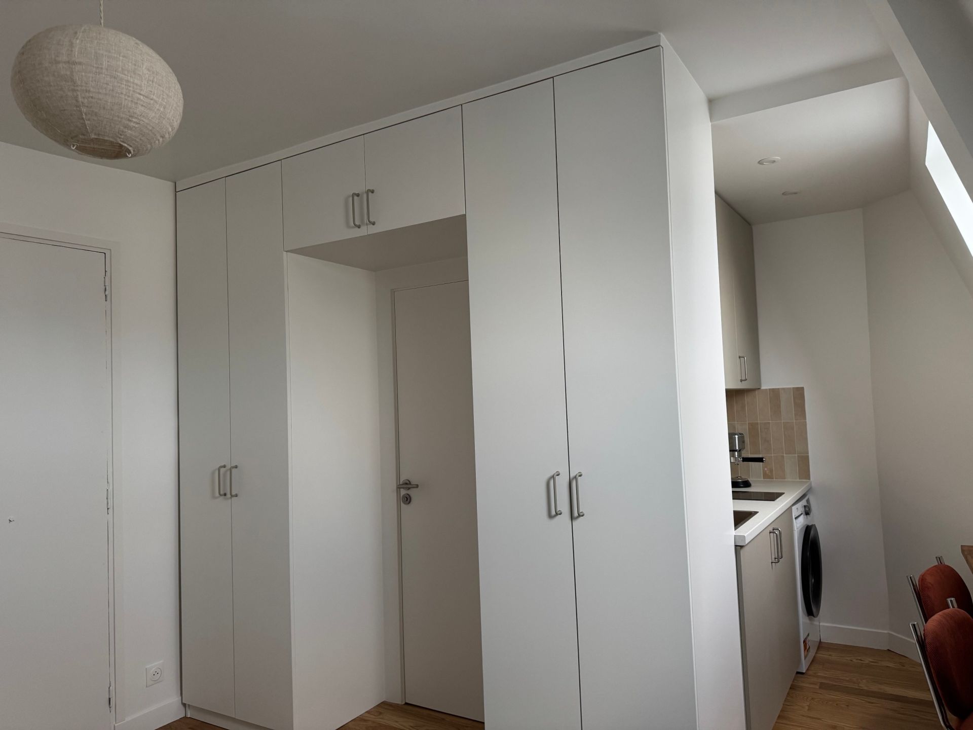 luxury apartment 1 room for rent on PARIS (75007)