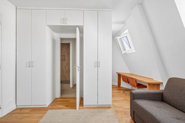 Rental Luxury apartment Paris 7 1&nbsp;room 16&nbsp;m²