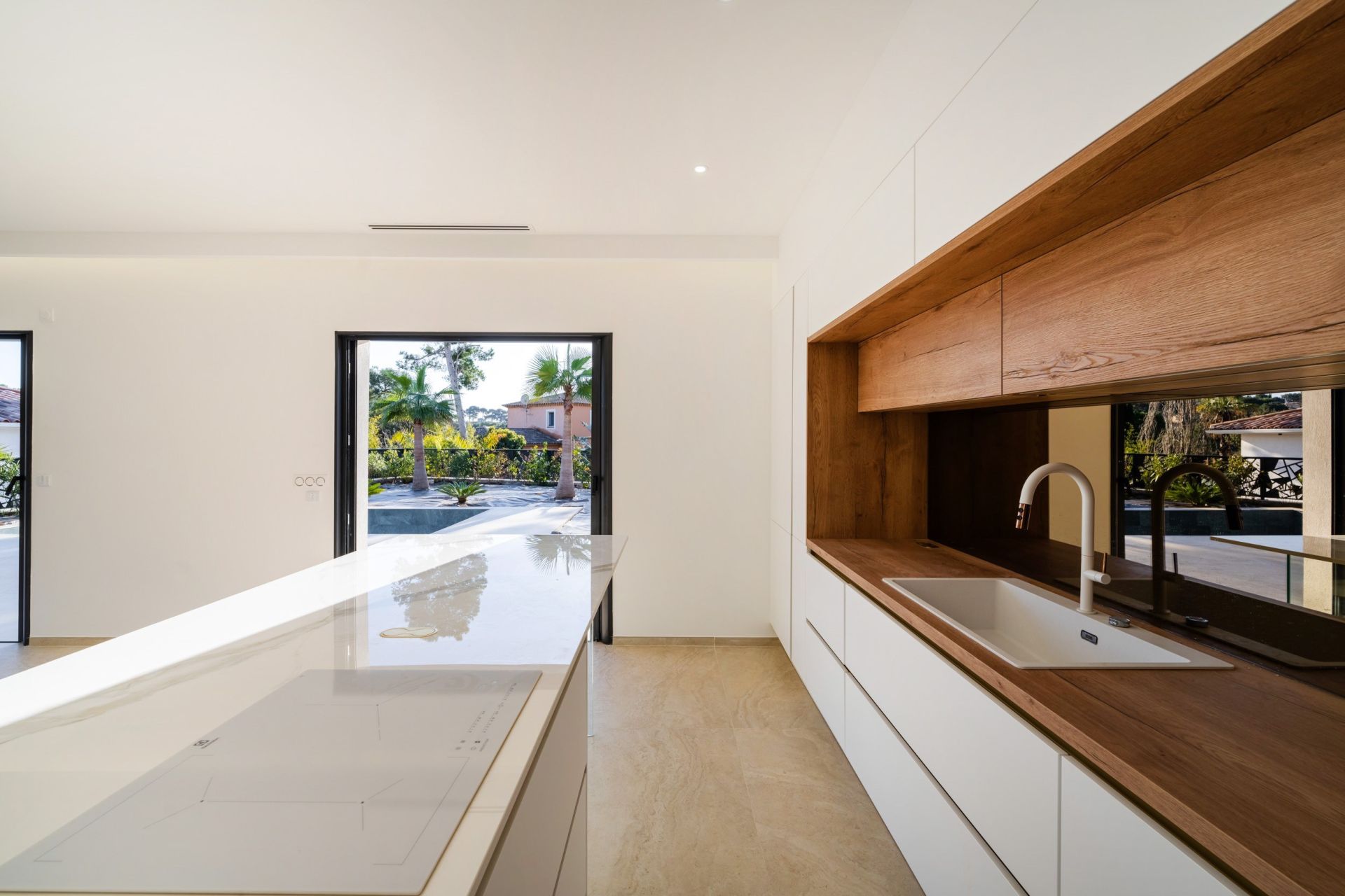 maison de luxe 6 Pièces en location sur SANARY SUR MER (83110)