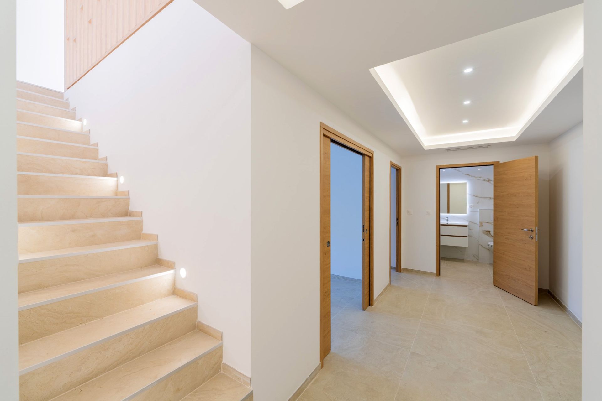 maison de luxe 6 Pièces en location sur SANARY SUR MER (83110)