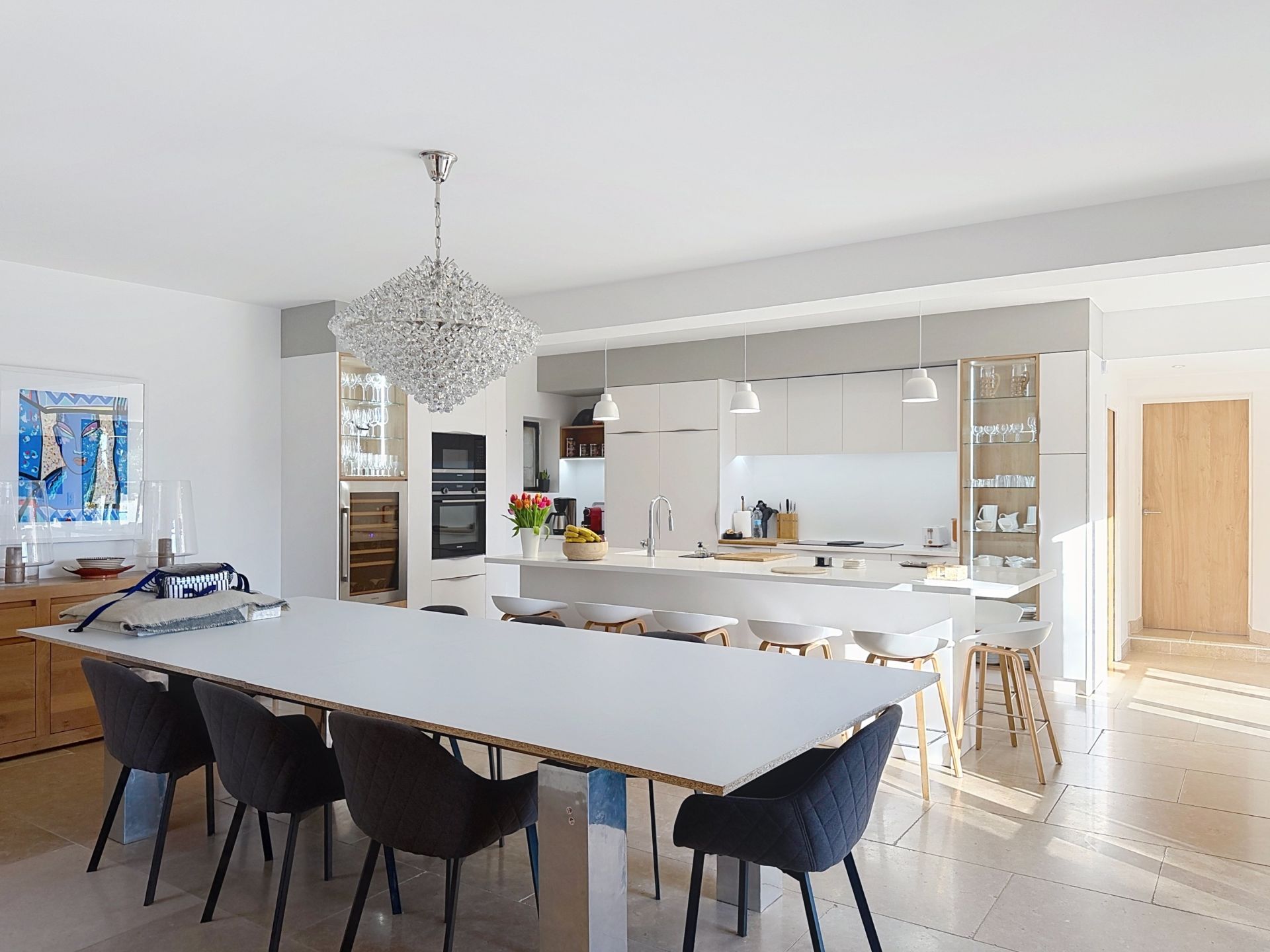 luxury house 8 Rooms for sale on UZES (30700)