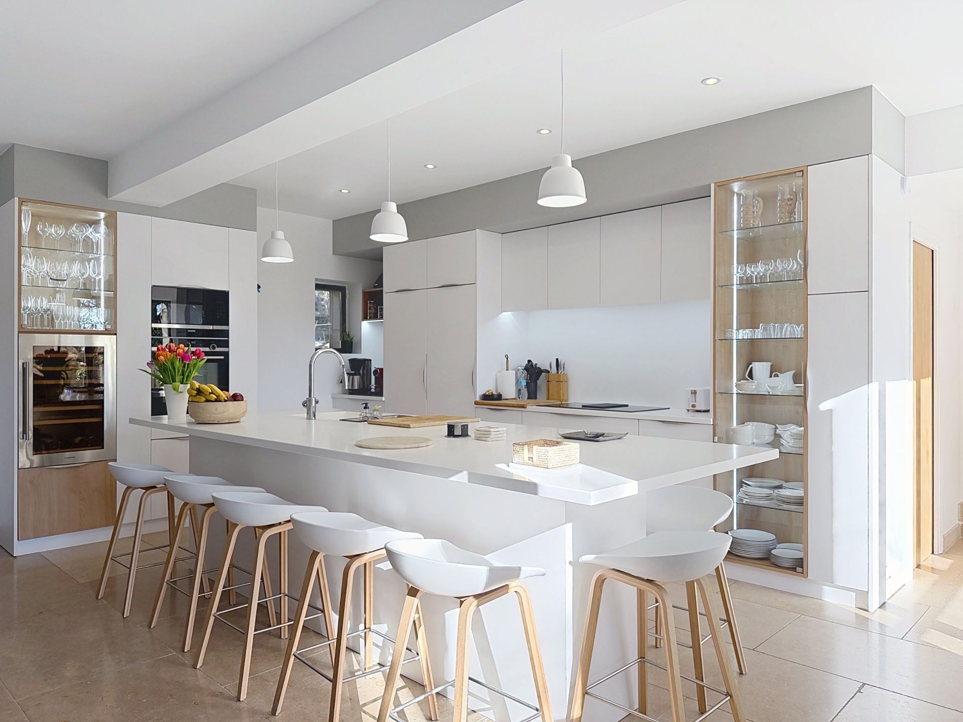 luxury house 8 Rooms for sale on UZES (30700)