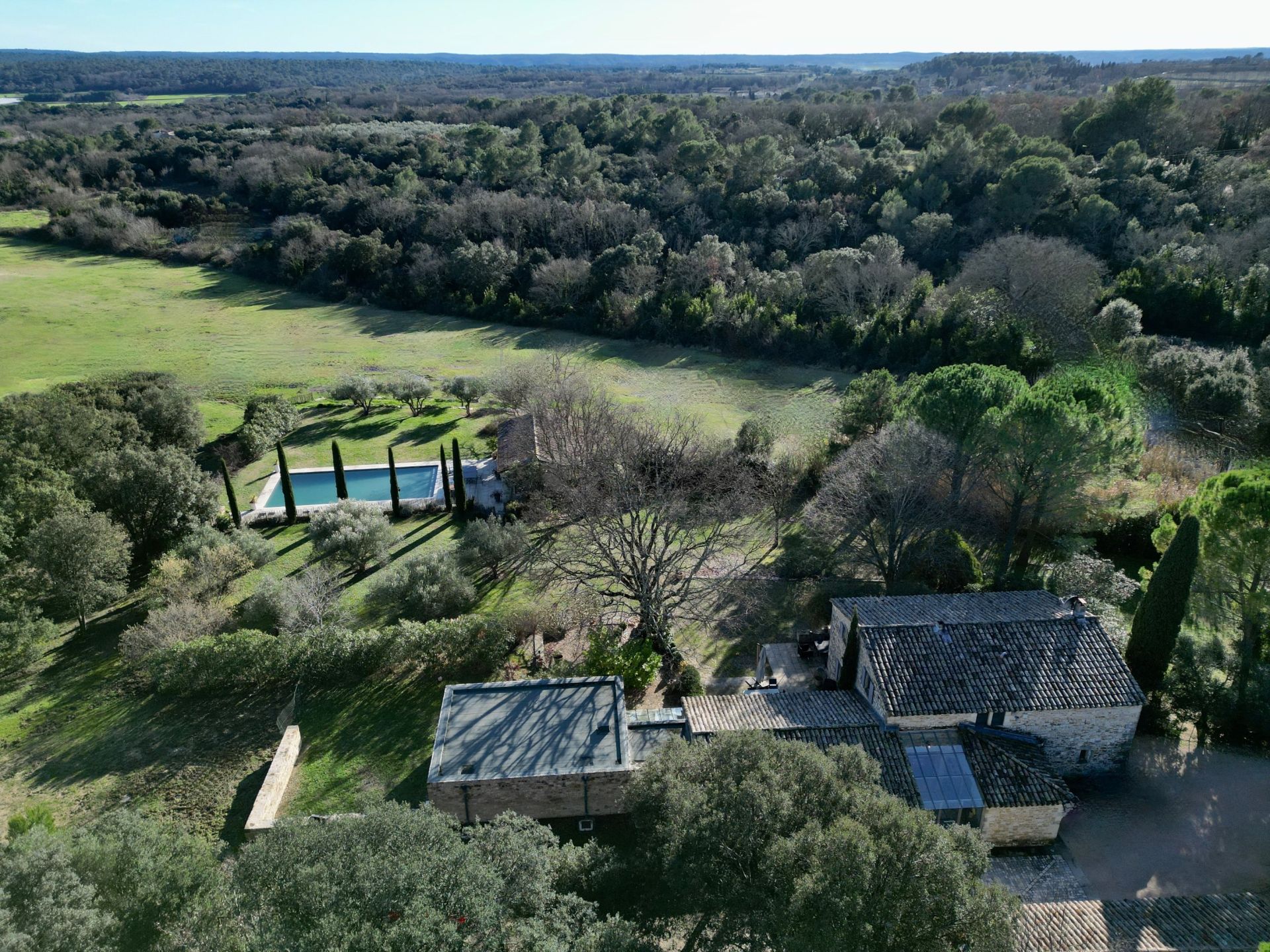 luxury house 8 Rooms for sale on UZES (30700)