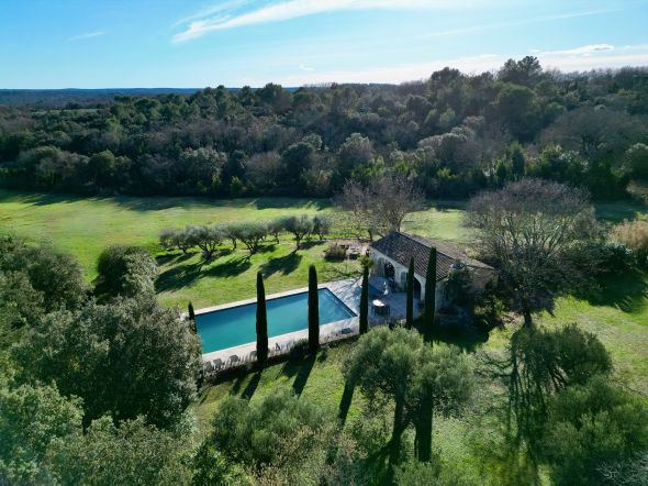 Vente Maison de luxe Uzès 8&nbsp;Pièces 330&nbsp;m²