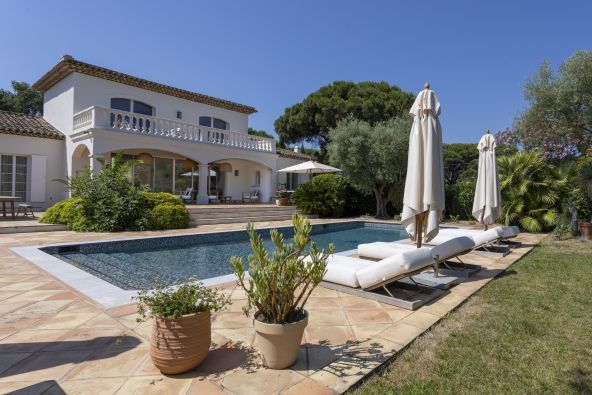 Vente Villa de luxe Saint-Tropez 9&nbsp;Pièces 233&nbsp;m²